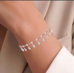สร้อยข้อมือเพชรทรงหยดน้ำและทรงกลมเจียระไน 5.79 กะรัต ประดับเพชรเลี้ยงในห้องปฏิบัติการ ตัวเรือนทองคำโรสโกลด์ 9K - Product Image 1