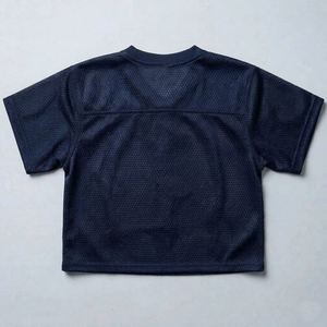 Camiseta Deportiva Azul Marino para Hombre, Cuello en V, Manga Corta, con Número 12 Dorado Serigrafiado, Transpirable, de Poliéster Tejido - Product Image 3