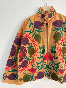 Veste bohème en velours orange moutarde Suzani, broderie florale, veste courte vintage faite à la main pour femmes, tenue d'hiver - Product Image 2