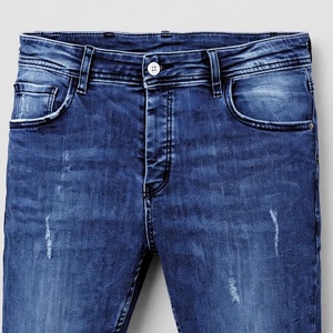 Jean en denim vintage coupe droite pour homme, en coton délavé mi-lourd, déchiré et vieilli, style décontracté Hip Hop Streetwear, motif Têtes de mort, Printemps - Product Image 5