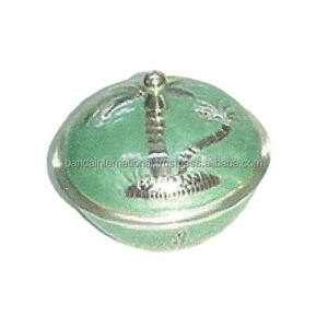 Haute qualité laiton suspendu décoratif cloche vert émail peinture et nickel fini pour la décoration de la maison - Product Image 5