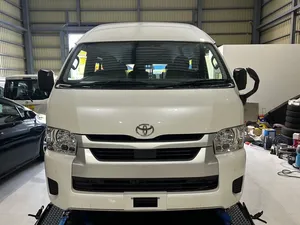 Listo para Enviar, Toyota Hiace 2025 Usada, Diésel Turbo, 10 Plazas, 3 Años de Garantía - Product Image 6