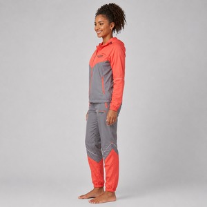 Latest <b>Women</b> <b>Windbreaker</b> Tracksuit Comfortable Breathable Eco Friendly Top Quality Custom <b>Women</b> <b>Windbreaker</b> Tracksuit Sets - Product Image 3