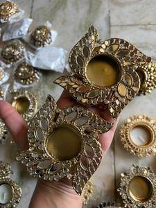 Brûleur de cire artisanal en métal doré, style moulin à vent, pour chauffe-bougie chauffe-cire à bougie chauffe-plat, avec miroir en strass, motif Diya Mandir en spirale, décoration de table pour la maison - Product Image 4