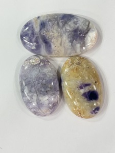 Lot de 10 cabochons en pierre naturelle violette de qualité AA, 47g, vente en gros de pierres précieuses en vrac pour la fabrication de bijoux, fournisseur en gros - Product Image 5