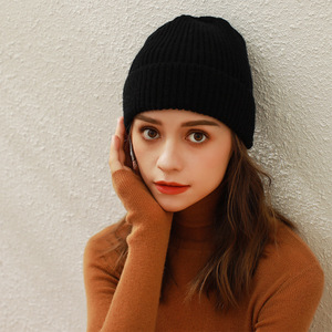 Vente en gros de bonnets d'hiver pour hommes de haute qualité en fibres acryliques, bonnets tricotés d'hiver pour hommes - Product Image 5