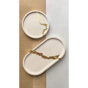 Plateaux décoratifs de table contemporains, ronds et ovales, en résine - Product Image 3