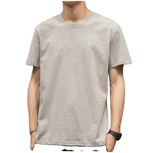 เสื้อยืดแขนสั้นคอกลมสีดำสำหรับผู้ชาย ทรงปกติ สวมใส่สบาย ผ้าถักเนื้อเจอร์ซีย์ สีพื้น ย้อมสีเรียบ ผ้าฝ้าย 100% แห้งเร็ว - Product Image 2