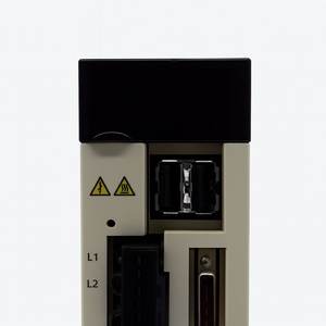 Controlador de Servomotor Industrial SGDV-2R8A11B Trifásico 200V CA 2.8A para Sistemas de Automatización - Product Image 1