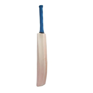 Bate de Cricket de Madera Personalizable de Primera Calidad, Mango Resistente, Peso Equilibrado, Diseño Ambidiestro para Profesionales - Product Image 3