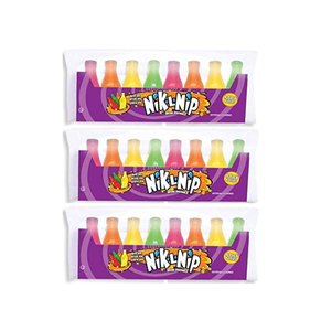 El caramelo Nik L Nip contiene conservantes como benzoato de sodio y sorbato de potasio para prolongar la vida útil y garantizar la calidad. - Product Image 1