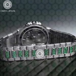 Montre de luxe pour homme Charm_Jewels, émeraude verte et diamants, bracelet en acier inoxydable, mouvement mécanique, cadran 40 mm, étanche 10 bars - Product Image 4