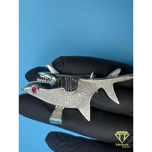Colgante Premium de Animales Marinos con Detalles y Engaste de Diamantes Moissanite - Product Image 5