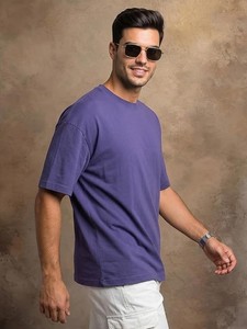 T-shirt décontracté à manches courtes et col rond pour homme, coupe classique, en coton jersey épais teint en fil, couleur unie, avec logo frontal - Product Image 3
