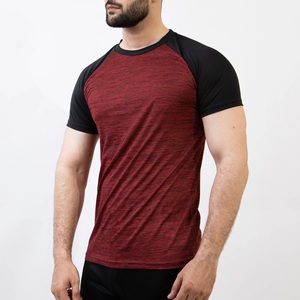 Camiseta de Hombre de Alta Calidad, Roja y Negra, Manga Raglán, Secado Rápido, Transpirable, Corte Regular, Cuello Redondo, Tejido de Punto, 100% Algodón - Product Image 4
