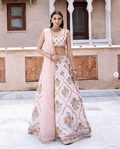Ensemble de sari formel en soie brodée rose avec dupatta en filet, tenue de mariage indienne traditionnelle pour femmes - Product Image 5