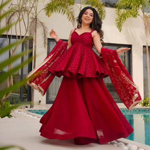 Ensemble élégant beige Kurti Sharara avec dupatta – Tenue de soirée ethnique minimaliste pour femme - Product Image 1