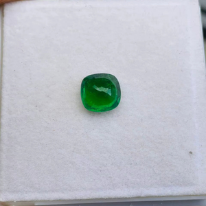 พลอยทซาโวไรต์ทรงคุชชั่น น้ำหนัก 3.29 กะรัต คุณภาพระดับ AAA พร้อมความเงางามระดับ AAA และสีเขียวสดใส ตัดและขัดเงาอย่างสมบูรณ์แบบ - Product Image 2