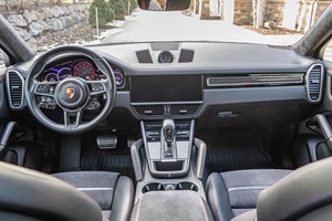 Porsche Cayenne GTS Coupé 2021 - Product Image 6