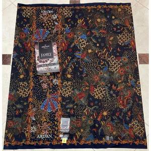 Sarong Ardan Batik para Hombre, Transpirable, de Rayón, Hecho a Mano, Elegante, con Patrón Sólido - Product Image 2
