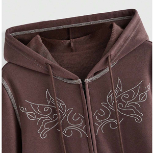 Sweat à capuche zippé pour homme, personnalisé, 100% Coton épais, coupe oversize et carrée, avec impression numérique intégrale de strass, effet délavé à l'acide et vieilli vintage - Product Image 3