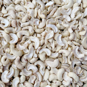 Ready To Ship <b>Nuts</b> <b>Kernels</b> Cashew <b>Nuts</b> Broken WS LP SP BB Short Leadtime Cashew <b>Kernel</b> SANTIGO - Product Image 1