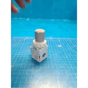 Régulateur de vide SMC IRV10A-C08, utilisé comme pièce détachée pour équipement semi-conducteur d'occasion - Product Image 4