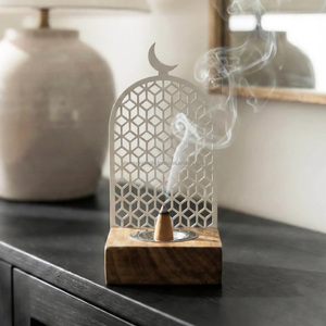 Brûleur d'encens en bois artisanal avec un design élégant en cascade pour la relaxation, le soulagement du stress et la décoration de la maison - Product Image 4
