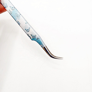 Pince à épiler en acier inoxydable à pointe coudée à 45 degrés, durable et lisse, pour extensions de cils professionnelles - Product Image 4