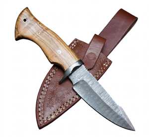Cuchillo utilitario de exterior hecho a mano con acero de Damasco, mango de madera de olivo y funda de cuero. - Product Image 3