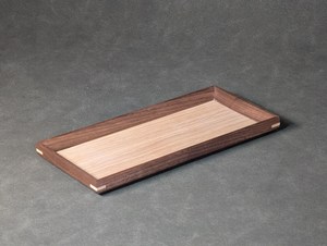 Bandeja de Servir de Madera Maciza de Nogal Negro y Roble Blanco - Portátil para Cocina y Escritorio - Product Image 6