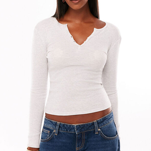 Wholesale Streetwear Women’s Crop <b>Top</b> T-Shirt Custom Logo Cotton Short Sleeve <b>Heart</b> Design - Product Image 1
