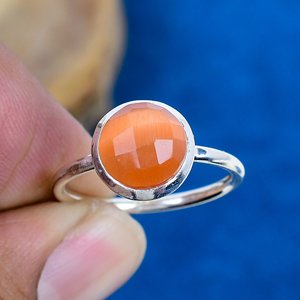 Bague artisanale en argent sterling 925 avec pierre précieuse ronde en quartz Monalisa orange naturel - Product Image 1