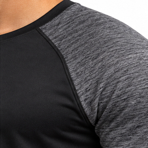 Camiseta de entrenamiento personalizada para hombre, poliéster y spandex de secado rápido, fabricante OEM de ropa de entrenamiento personalizada para entrenamientos diarios. - Product Image 4