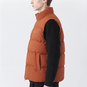 Chaleco Acolchado sin Mangas con Cuello Alto Color Naranja para Hombre Hawk Eye, Chaqueta Casual de Invierno Resistente al Viento con Bolsillos Delanteros y Cierre de Cremallera - Product Image 4