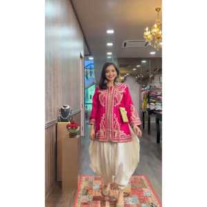 Conjunto elegante de diseñador para mujer Dhoti Salwar Dupatta para ropa de fiesta - Product Image 1