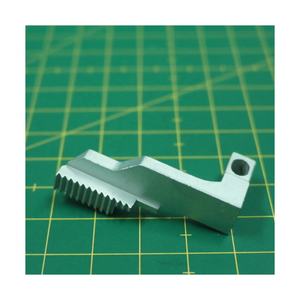 370223 PIÈCES DE MACHINE À COUDRE DOMESTIQUE POUR CHIEN D'ALIMENTATION - Product Image 1