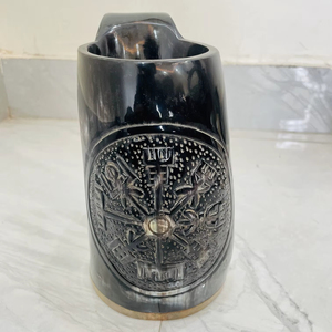 Taza de cuerno de búfalo pulido con logotipo vikingo original, tallada a mano, muy demandada, auténtica, hecha por artesanos indios. - Product Image 1