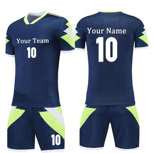 Dernier modèle d'uniforme de football pour hommes en polyester, ensemble d'uniformes d'entraînement de club avec logo et nom d'équipe, service OEM - Product Image 1