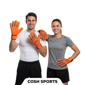 Achetez nos gants de protection pour les doigts de qualité supérieure, avec doublure orange et noire, haute adhérence, de chez COSH Sports - Product Image 1