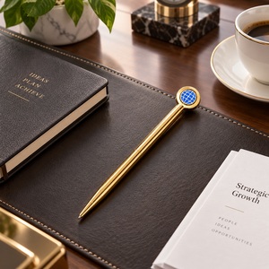 Stylo bille en métal créatif avec globe rotatif, stylo porte-bonheur fantaisie, cadeau de bureau, conçu avec un globe 3D rotatif - Product Image 4