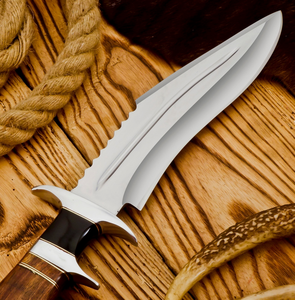 Couteau Bowie artisanal de qualité supérieure en acier carbone avec manche en bois dur |   Couteau de camping de qualité industrielle, couteau artisanal en métal OEM pour l'extérieur - Product Image 2