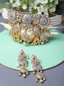 Parure de bijoux ethniques indiens pour femme, collier long et boucles d'oreilles en alliage de zinc plaqué or antique avec zircon, motif floral, pour mariage - Product Image 3