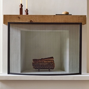 Protector de Chimenea Metálico Curvo Minimalista, Malla Metálica, Resistente al Calor, Diseño Contemporáneo - Product Image 3