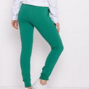 Vêtements de sport pour femmes de haute qualité, nouvelle mode, dernières tendances, en trois couleurs uniques, en provenance du Pakistan. - Product Image 5