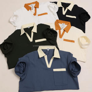 Prenda de punto tipo gofre de algodón y elastano, de manga corta, estilo clásico, ecológica, estilo 'Old Money' de los 80, corte holgado, teñida, a rayas, para golf. - Product Image 1