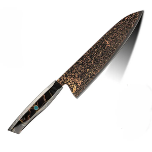 Couteau de chef artisanal LEGACY BLADES en acier Damas gravé, manche en résine personnalisé, ambidextre - Product Image 3