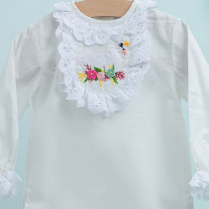 Ensemble bébé fille Chaiko House Machine Embroidery Connect Lace Romper en coton 2 pièces blanc rose manches longues chemise pantalon court - Product Image 3