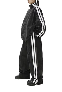 Custom Unisex Windbreaker Tracksuit Sweatpants and Jacket High Quality Fashion Sportswear with Logo OEM Manufacturer - Product Image 3