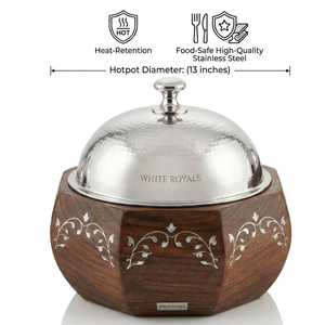 Cazuela de madera opalescente con diseño floral y tapa de acero inoxidable martillada en forma de cúpula, utensilio de servir térmico tradicional árabe. - Product Image 4
